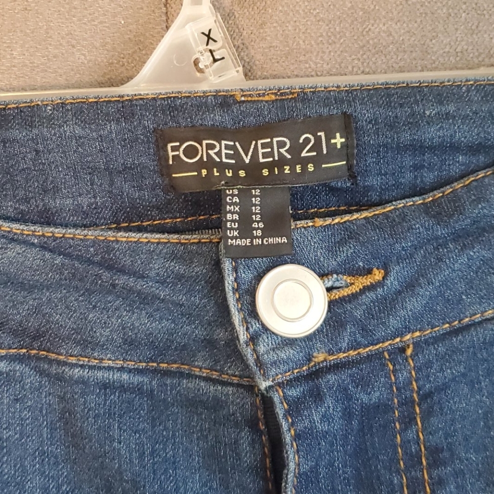 Jeans - Picture 4 of 4